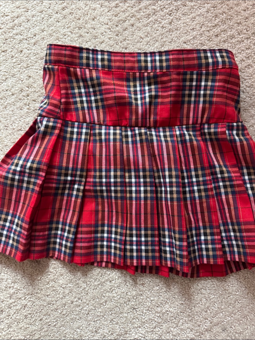 H&M Red Plaid Pleated Mini Skirt with Navy & Cream Accents